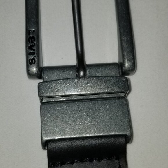 LEVIS Reversible Woman's belt - Picture 1 of 5